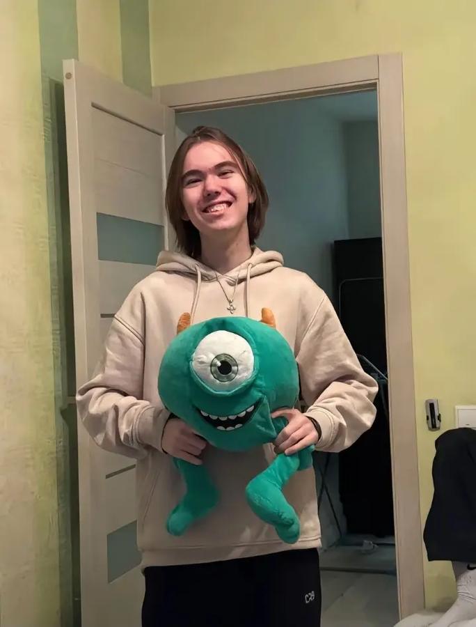 奖牌收割者 s1mple荣膺BLAST秋决MVP奖牌