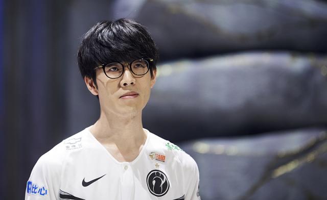 首席执行官 Eternal Fire 对关于替换 Calyx 的传言做出了回应；