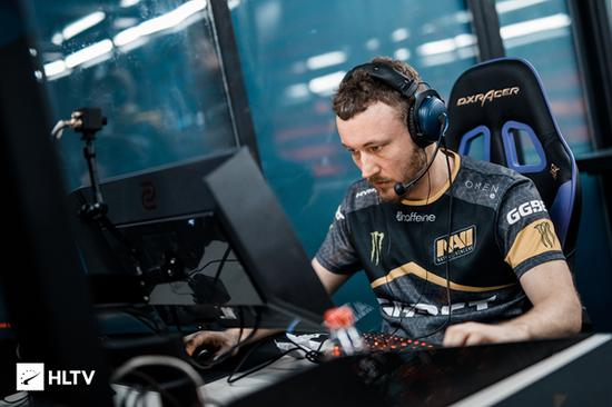 外媒评级LPL夏季赛5大中单：Knight第1！小虎仅排第2